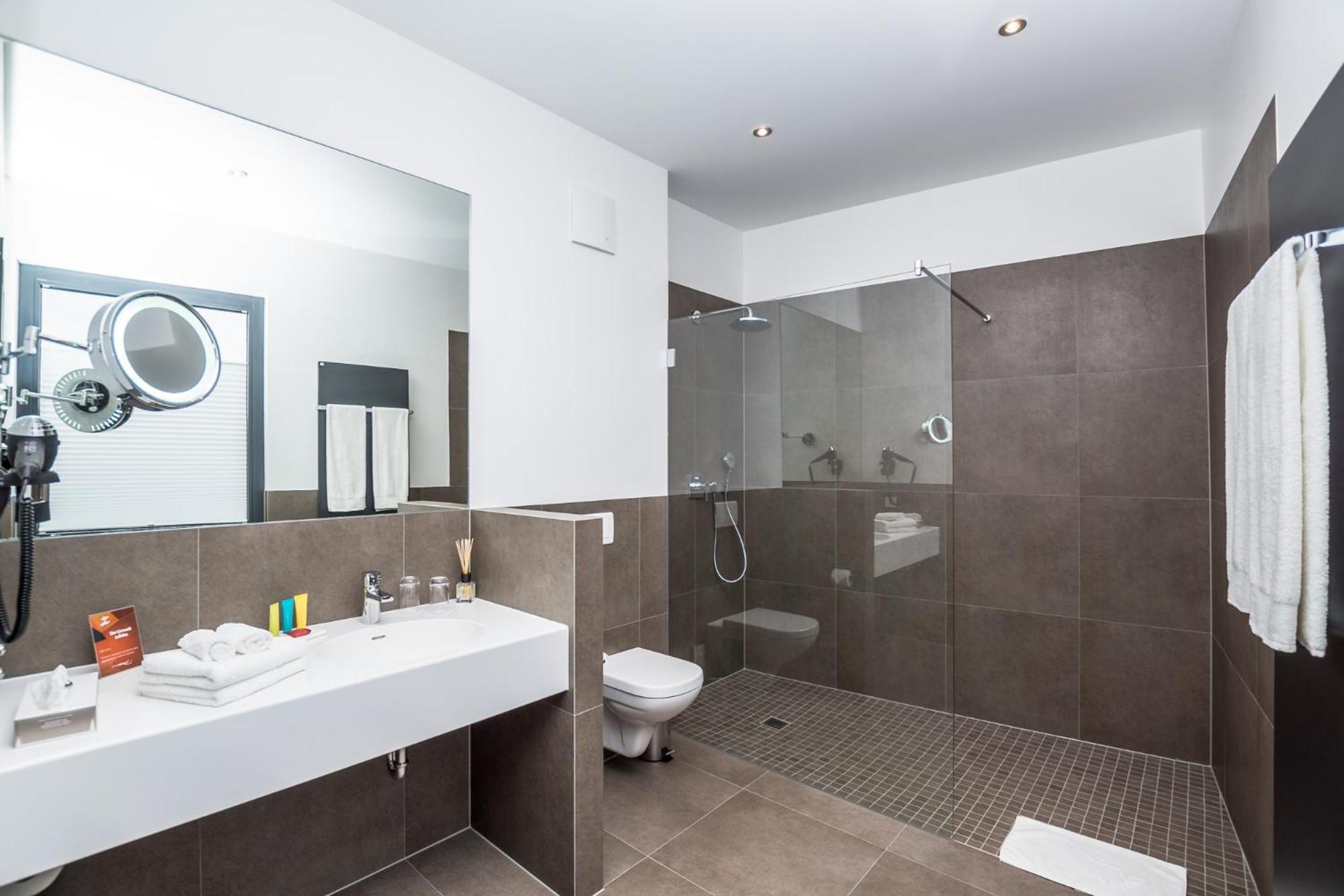 Stadthotel Reich Mellrichstadt Kültér fotó